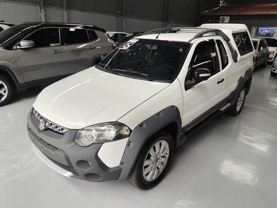 FIAT STRADA 1.8 MPI ADVENTURE CE 16V FLEX 2P MANUAL FIAT STRADA 1.8 MPI ADVENTURE CE 16V FLEX 2P MANUAL